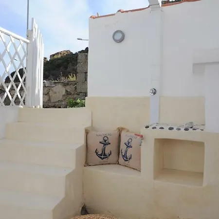 Dandy - Fisherman's Hut - By The Sea Holiday home *