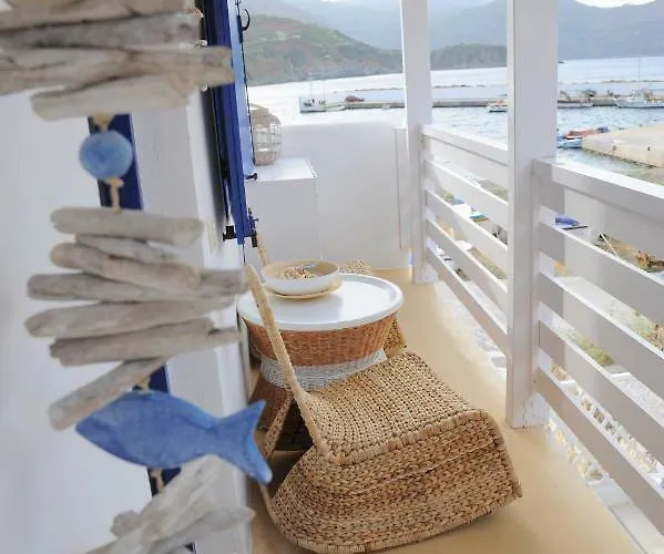 Dandy - Fisherman's Hut - By The Sea Velanidia